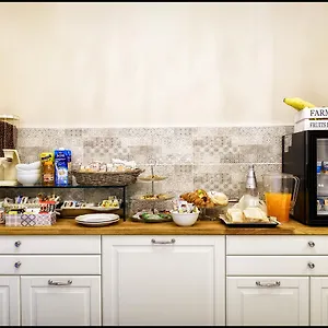 https://maison-degli-artisti.emilia-romagnahotels.net